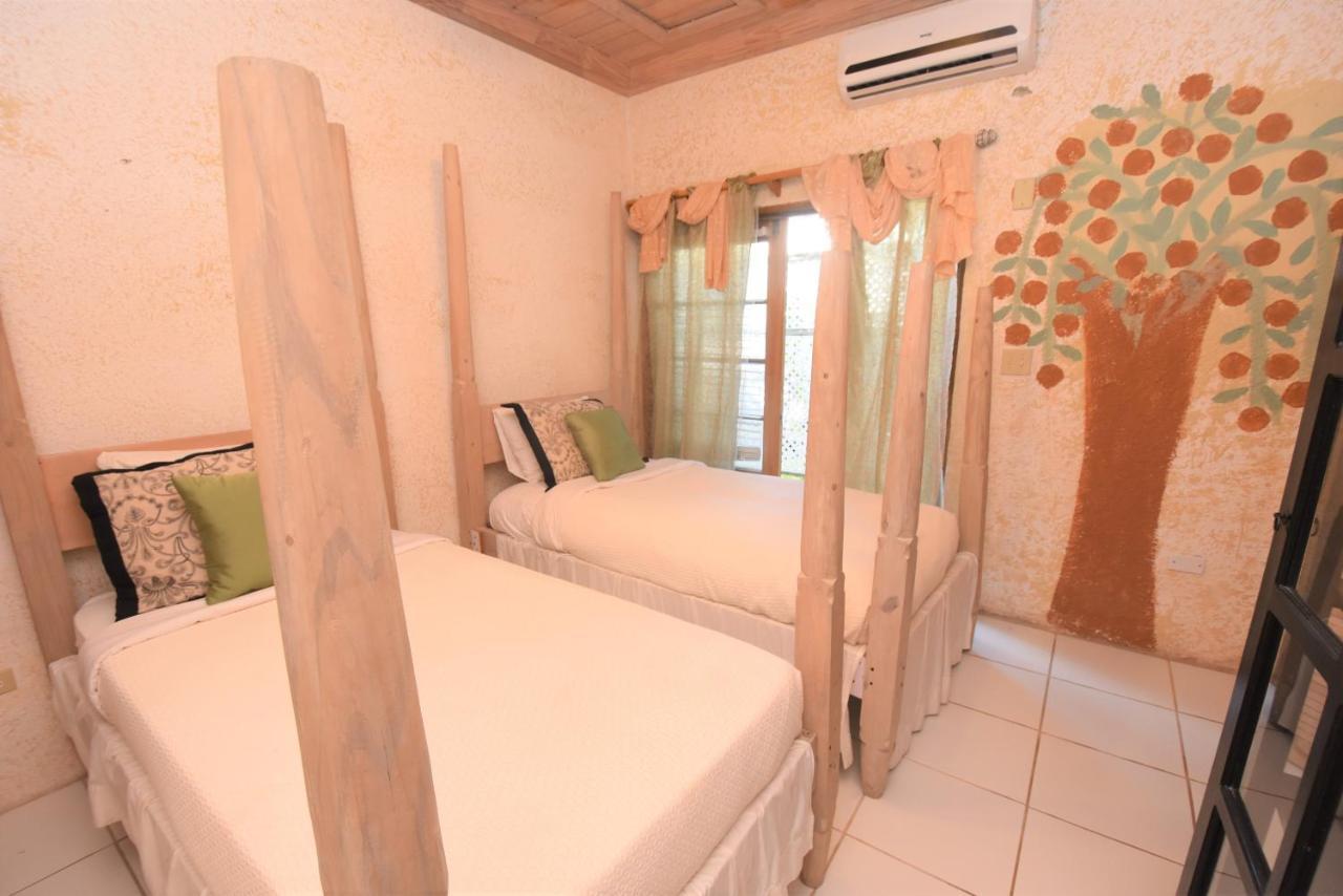 Dunmore Town The Sugar Apple Lodging מראה חיצוני תמונה
