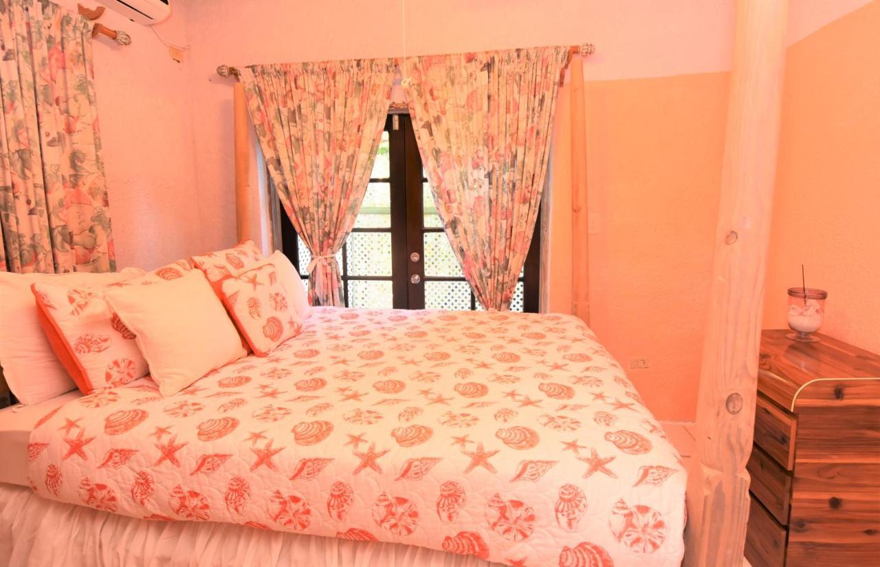 Dunmore Town The Sugar Apple Lodging מראה חיצוני תמונה