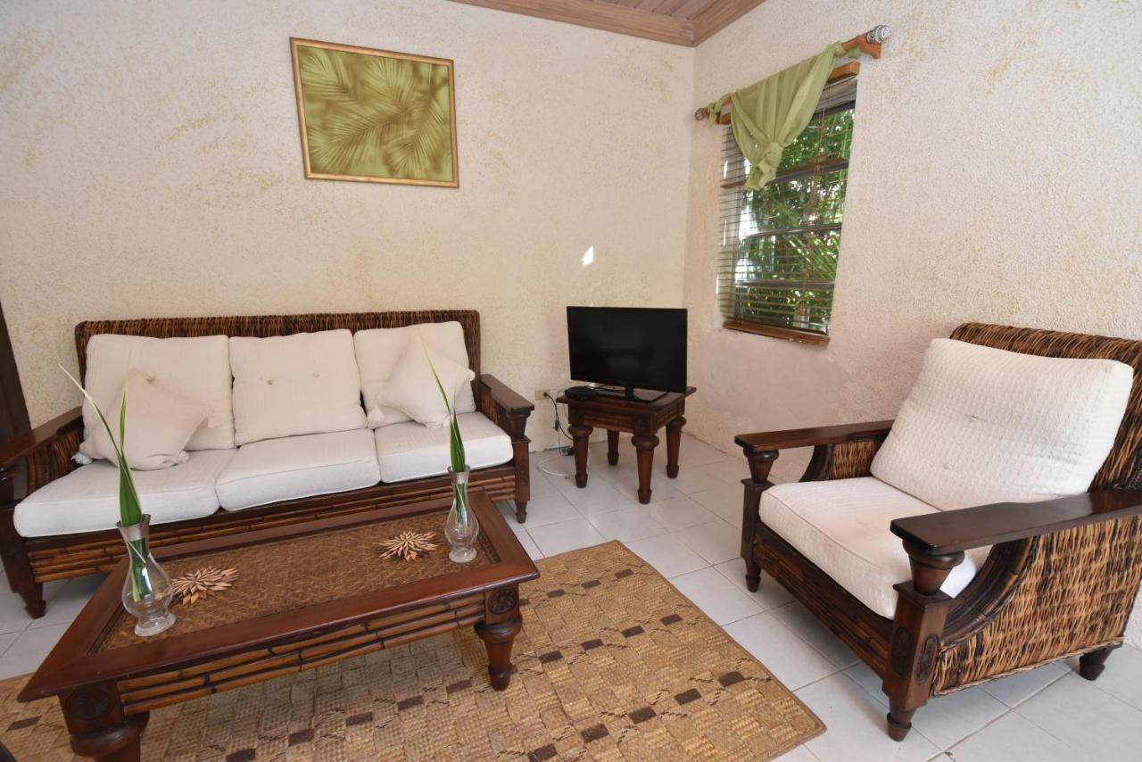 Dunmore Town The Sugar Apple Lodging מראה חיצוני תמונה