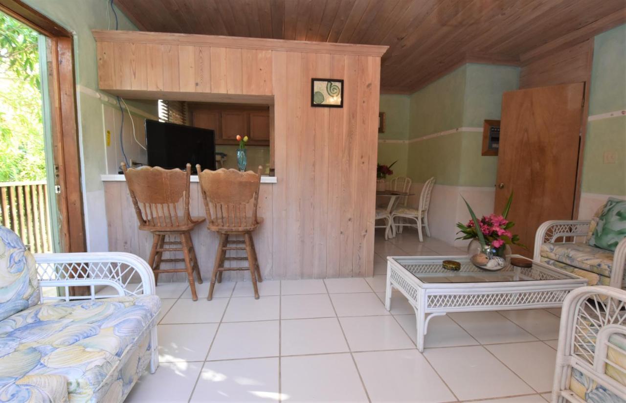 Dunmore Town The Sugar Apple Lodging מראה חיצוני תמונה